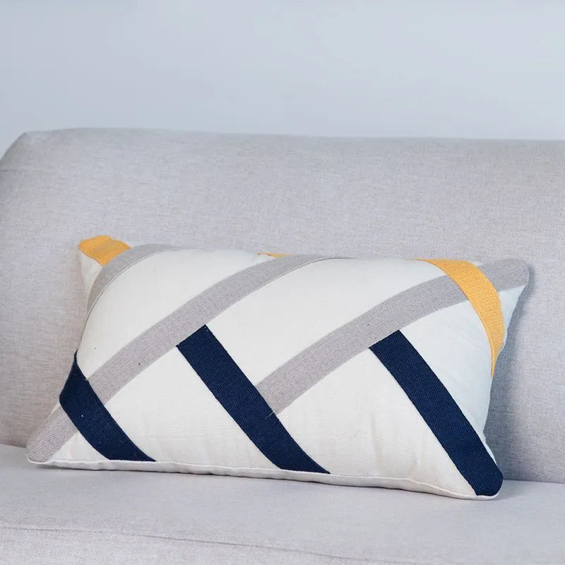 Capa de Almofada Linhas em Movimento