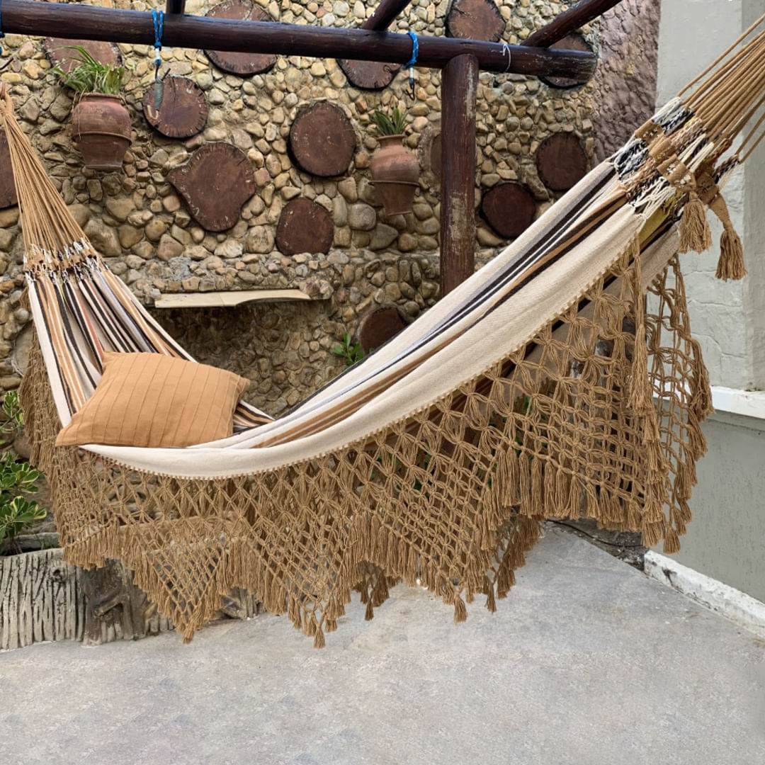 Rede de Descanso Casal Tamandaré ML