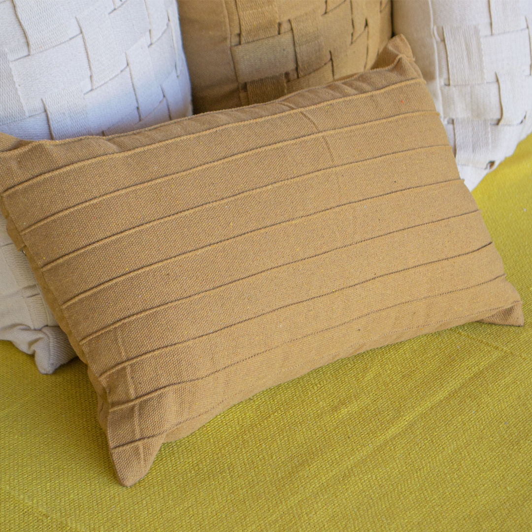 Capa de Almofada Drapeada