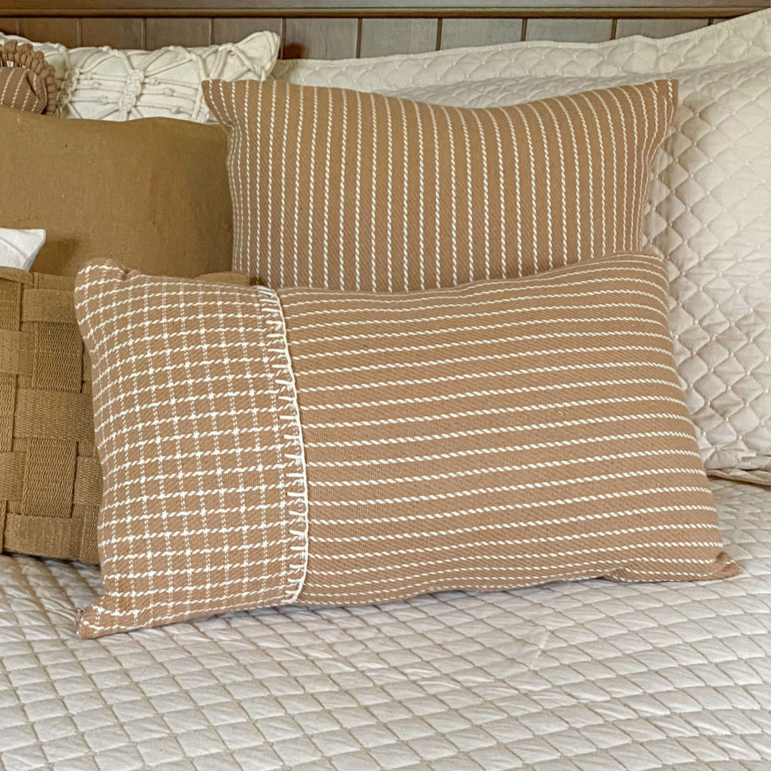 Capa  de Almofada Risca de Giz com Barra