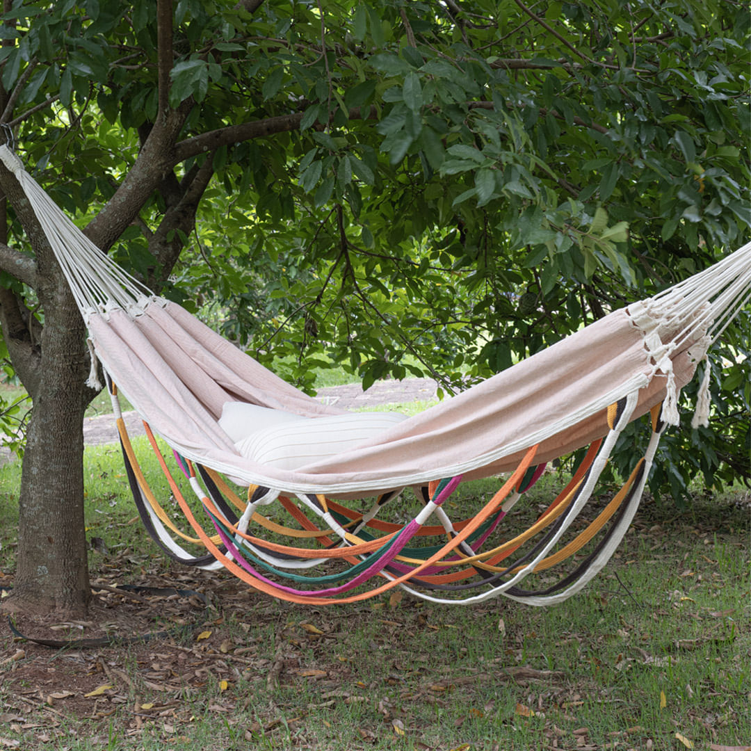 Rede de Descanso Casal Grafismo