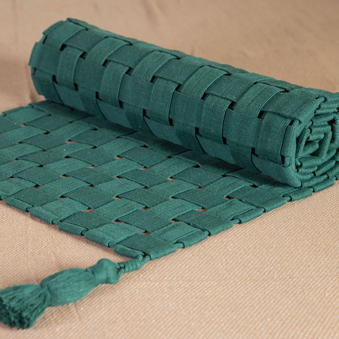 Kit 4 Almofadas + Peseira Trancê | Artesanal e Sustentável